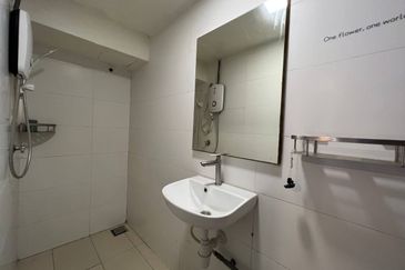 Colonial @ Empire city