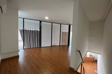 Tower M, Empire City