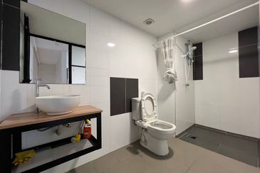 Tower M, Empire City