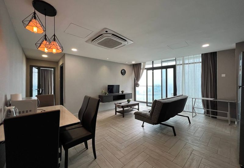 Crown Tower @ Empire City