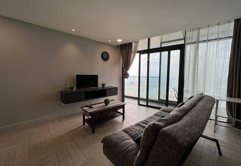 Crown Tower @ Empire City