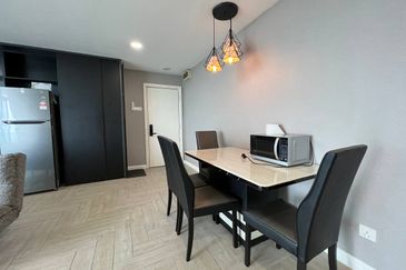 Crown Tower @ Empire City