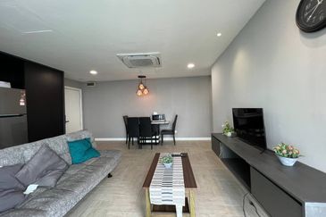 Crown Tower @ Empire City