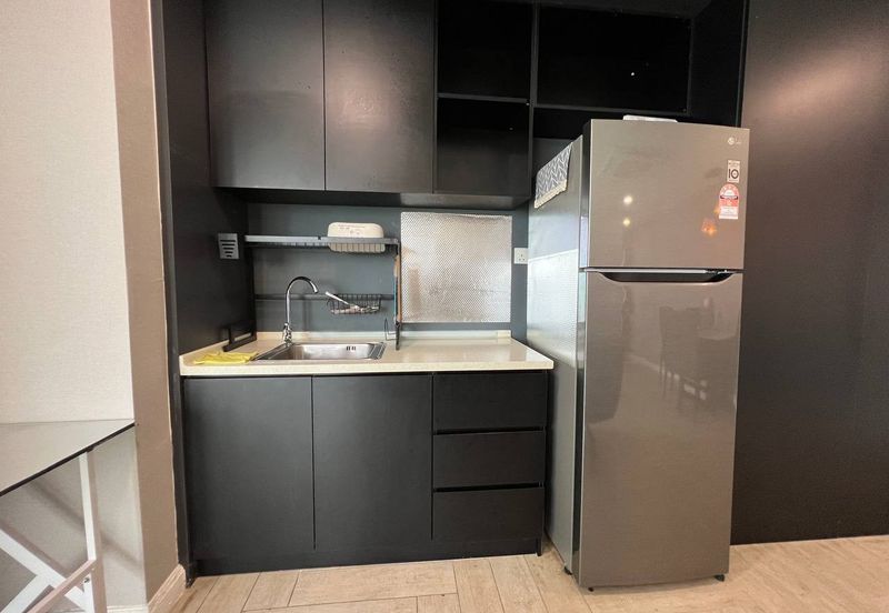 Crown Tower @ Empire City