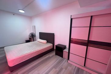 Halo Sunday @ Empire City