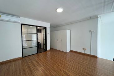 Tower M, Empire City