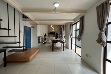 Colonial @ Empire city