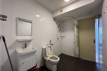 Halo Sunday @ Empire City