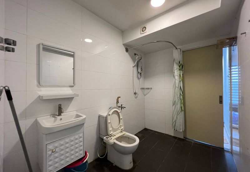 Halo Sunday @ Empire City