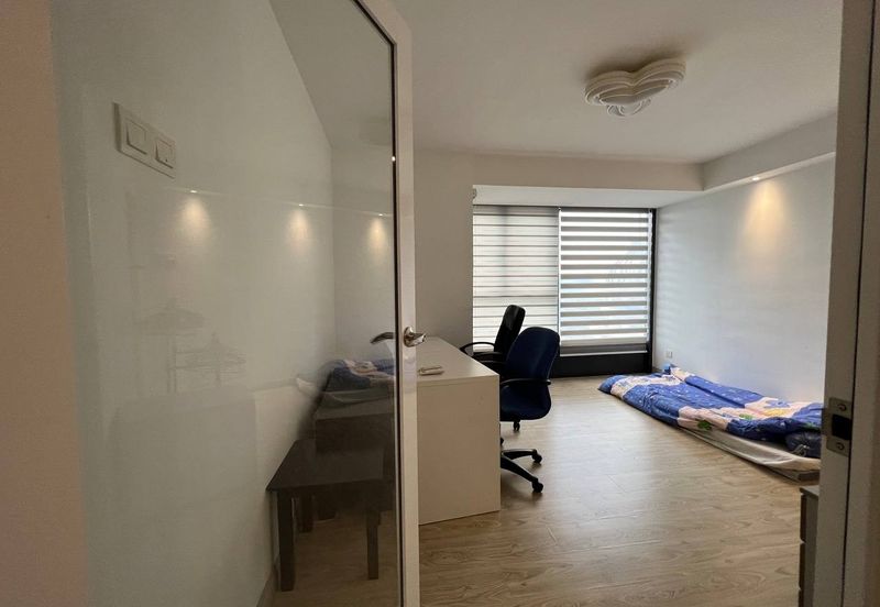 Halo Sunday @ Empire City