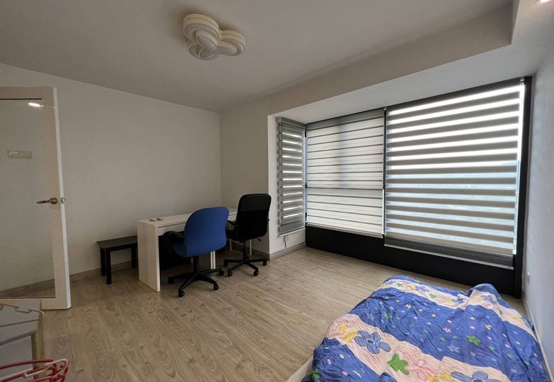 Halo Sunday @ Empire City