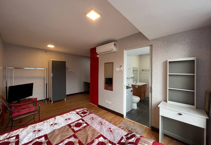 Halo Sunday @ Empire City