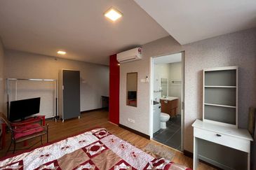 Halo Sunday @ Empire City