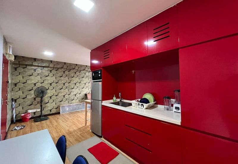 Halo Sunday @ Empire City