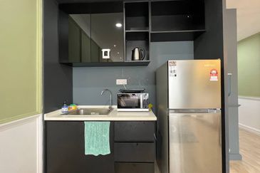 Crown Tower @ Empire City