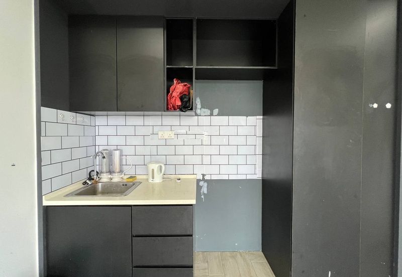 Crown Tower @ Empire City