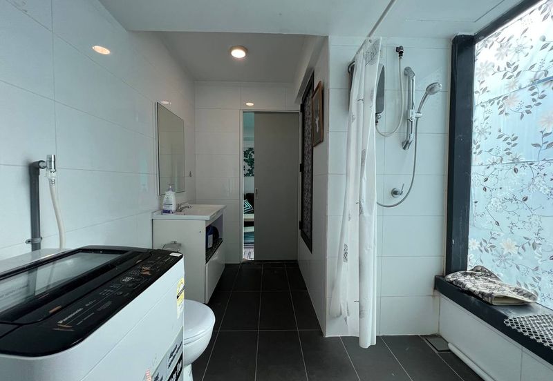 Halo Sunday @ Empire City