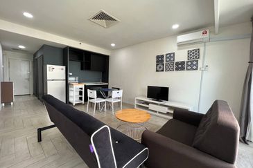 Crown Tower @ Empire City