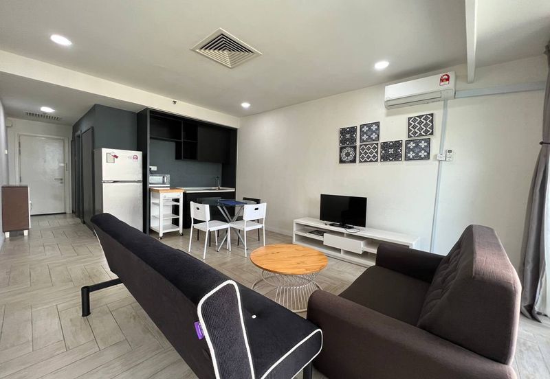 Crown Tower @ Empire City