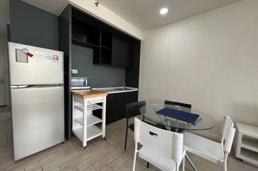 Crown Tower @ Empire City