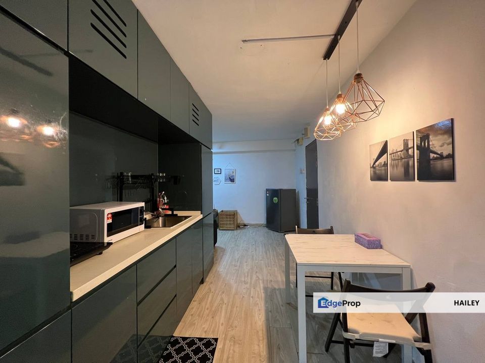 Fully Furnished Studio Halo Sunday Empire City PJ Damansara For Rent, Selangor, Damansara Perdana
