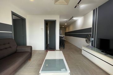 Crown Tower @ Empire City