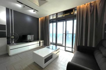 Crown Tower @ Empire City