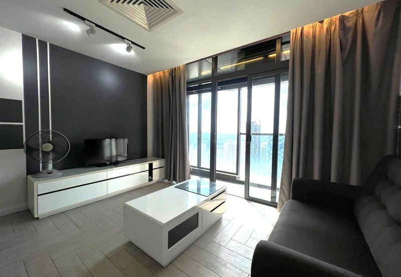 Crown Tower @ Empire City