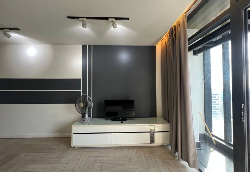 Crown Tower @ Empire City