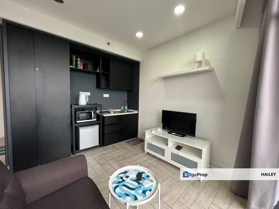 Private Studio with Balcony @ Empire City PJ Damansara Perdana For Rent, Selangor, Petaling Jaya