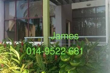 Golden Coast Condominium