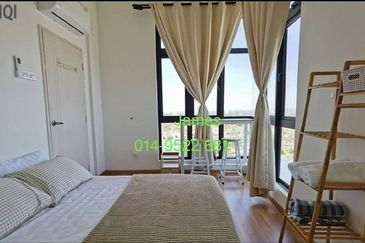 The Quartz Residence