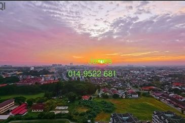 The Quartz Residence