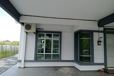 Double Storey Semi D Limbongan Klebang Near Tengkera Kota Laksamana Lorong Pandan Kampung Lapan