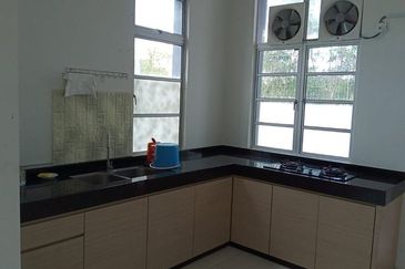 Double Storey Semi D Limbongan Klebang Near Tengkera Kota Laksamana Lorong Pandan Kampung Lapan