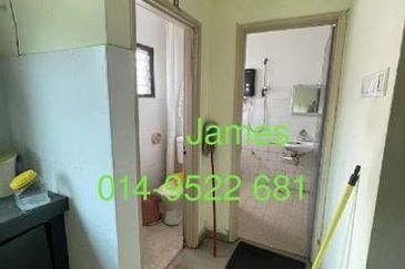 1st Floor Kota Laksamana Hot Area near Melaka Raya