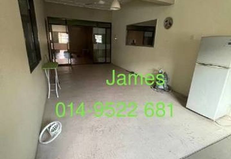 1st Floor Kota Laksamana Hot Area near Melaka Raya