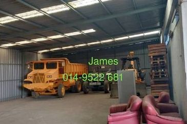 1.5 Storey Warehouse Fully Covered Malim Jaya near Merdeka Permai Bachang