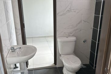 JALAN BUKIT KATIL - DUYONG