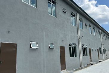 JALAN BUKIT KATIL - DUYONG