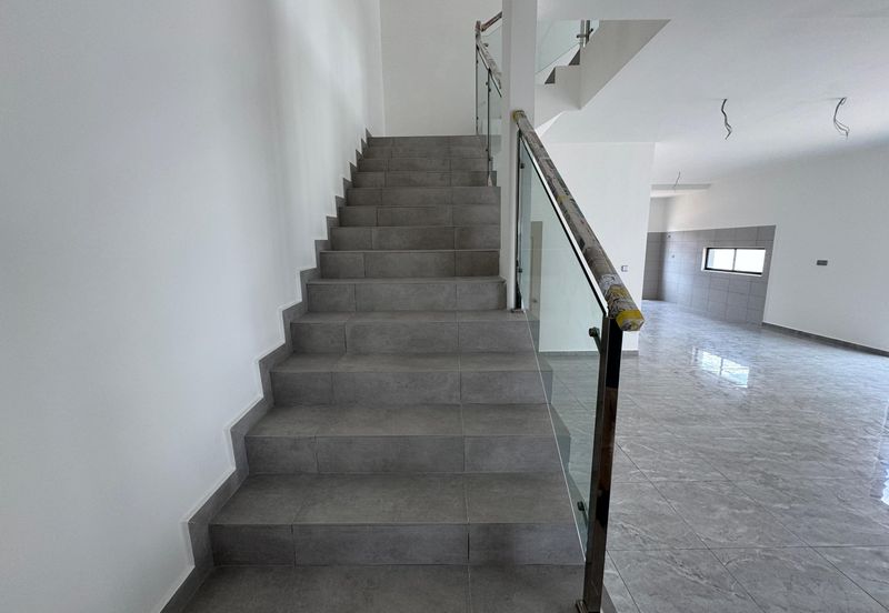 Bandar Botani Parkland