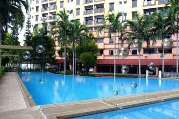 8th Avenue Condominium