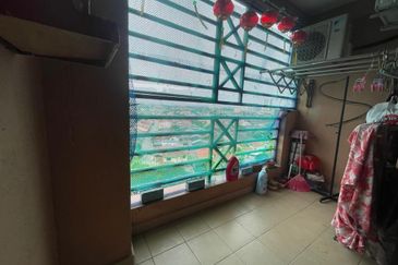 8th Avenue Condominium