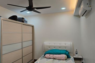 PANGSAPURI GOLDEN SHOWER(KONDOMINIUM RUBY)