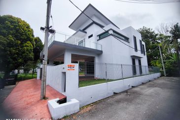 Taman Batu Berendam Putra