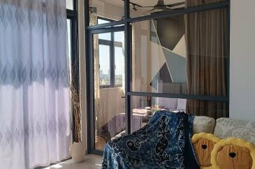 The Quartz Residence