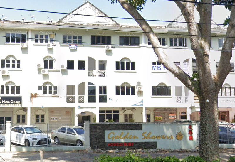 PANGSAPURI GOLDEN SHOWER(KONDOMINIUM RUBY)