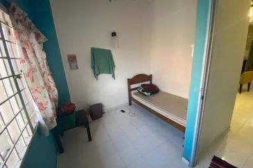 PANGSAPURI GOLDEN SHOWER(KONDOMINIUM RUBY)