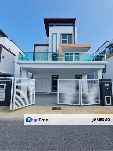 3 Storey Bungalow Kayangan Villa Klebang Utama near Kota Laksamana, Melaka, Klebang
