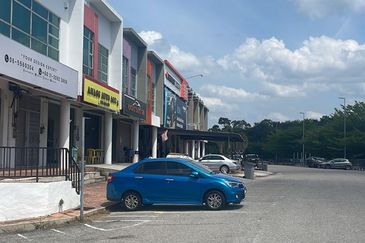 Pusat Perniagaan Gangsa